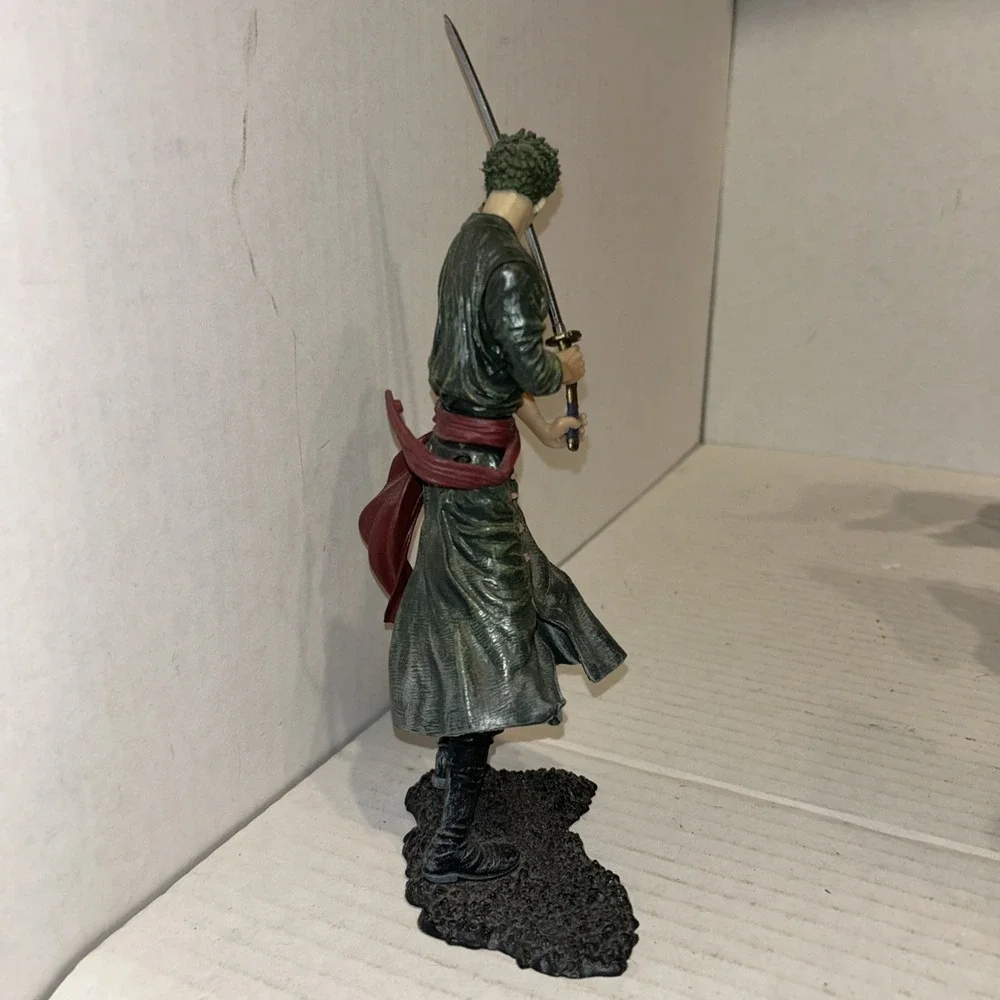 One Piece CREATOR x CREATOR RORONOA.ZORO Roronoa Zoro‎ figure 7.9inch